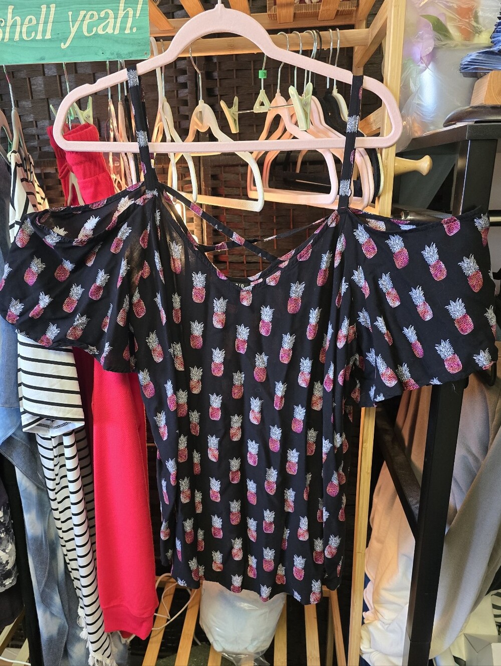 #0683 Sz 2 (18/20) TORRID Cold Shldr Blk/Pineapples 25"PTP 29"Long CrissCross Bk